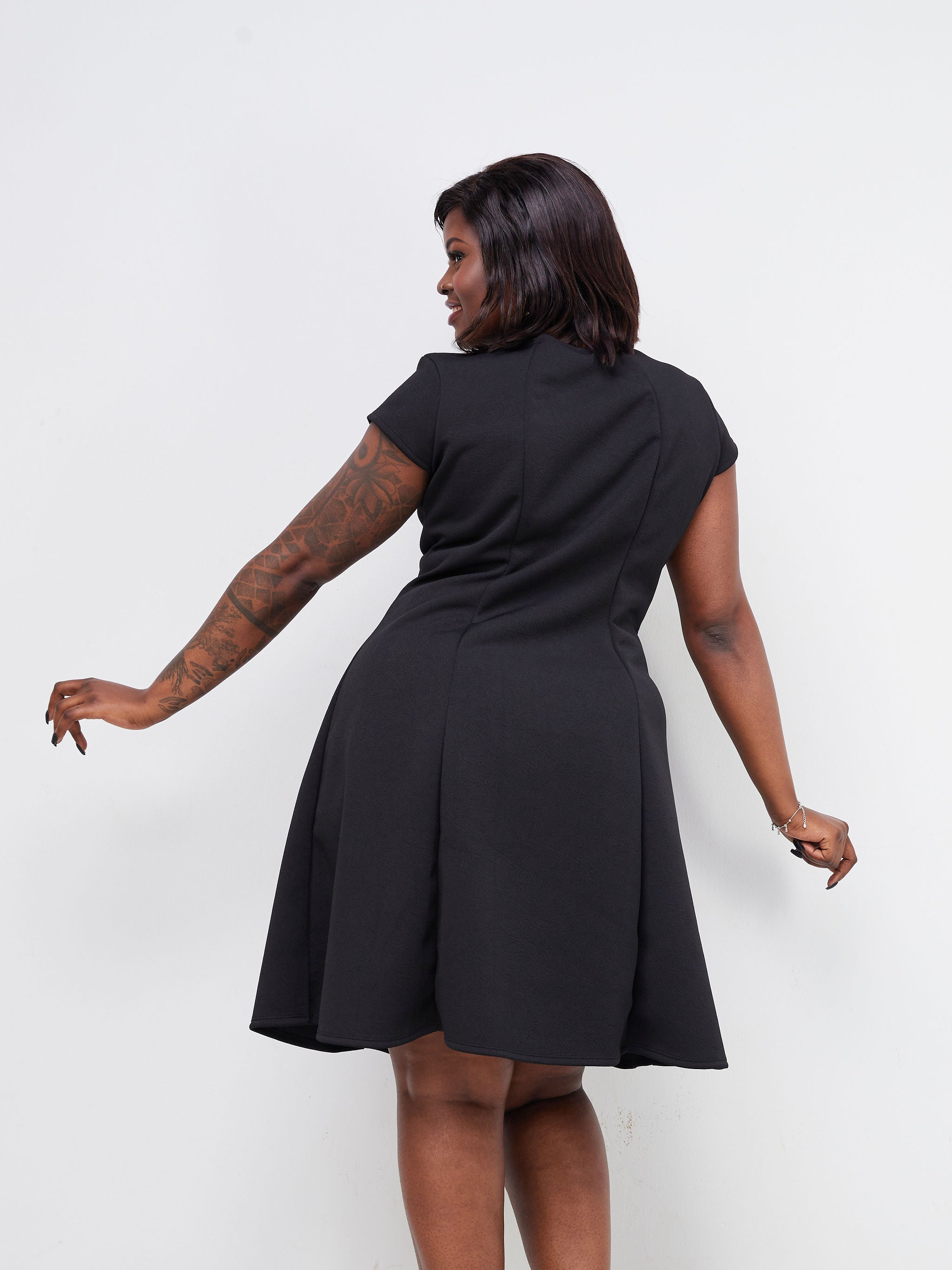 Vivo Hema Cap Sleeve A-Line Dress - Black