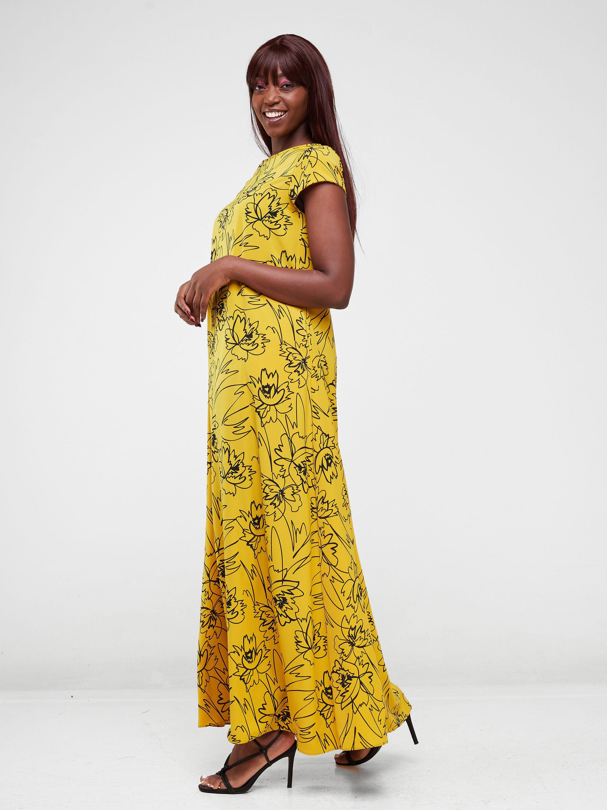 Vivo Basic Cap Sleeved Tent Maxi Dress - Yellow / Black Abstract Print