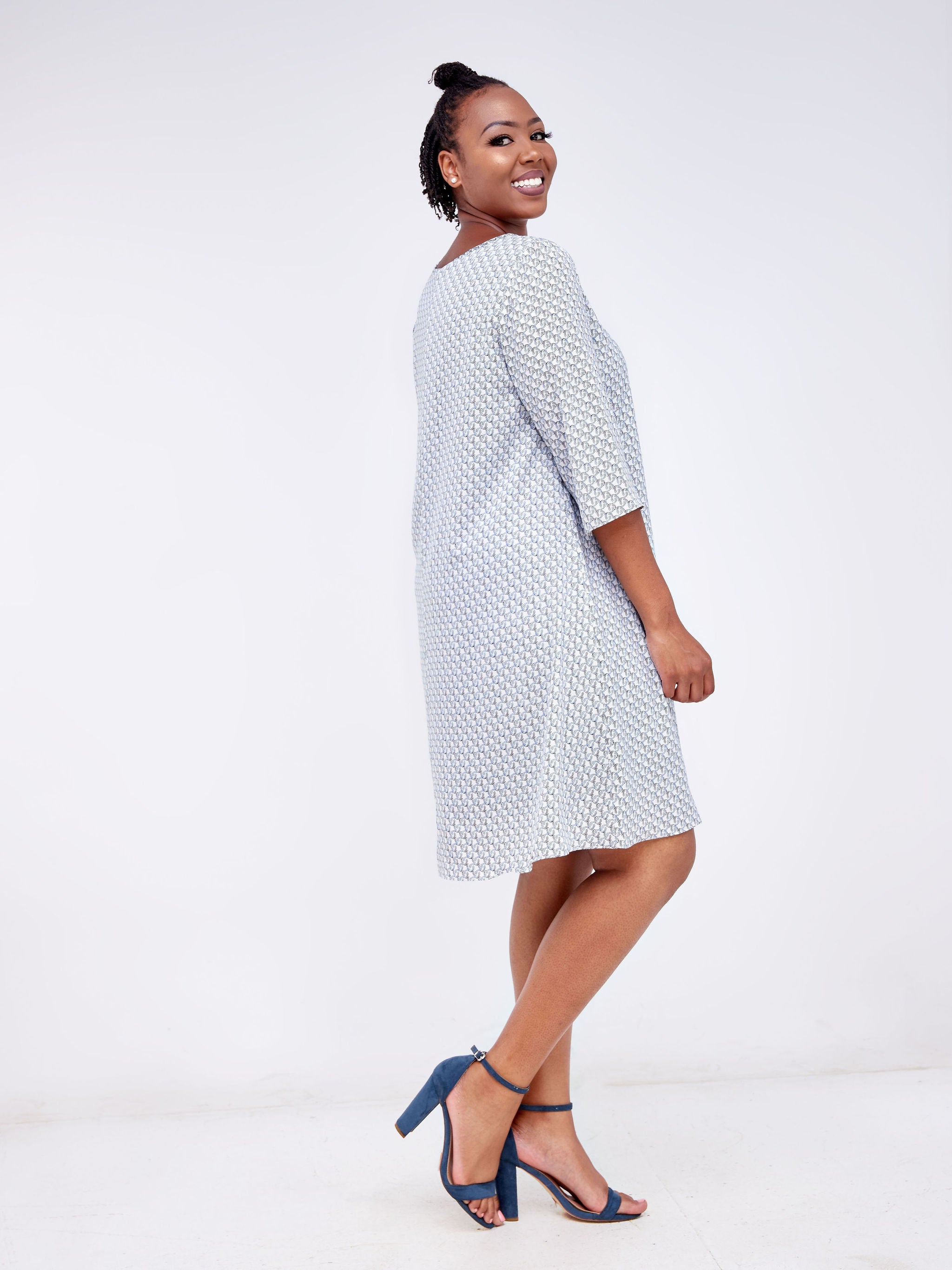 Vivo Basic Ayo Tent Dress - Offwhite / Blue Print