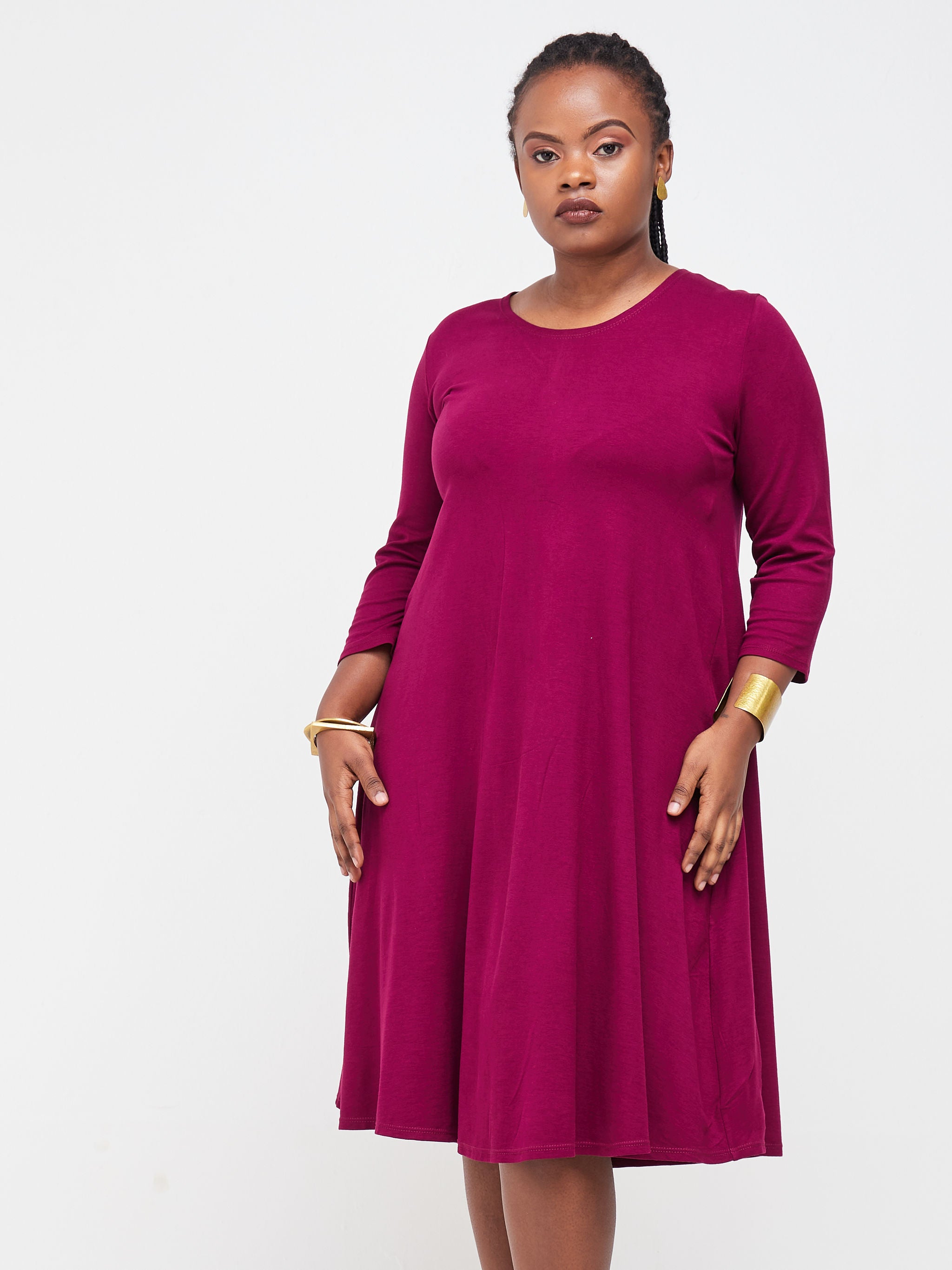 Vivo Basic Julia 3/4 Sleeve  Back Pleat Knee Length Dress - Burgundy