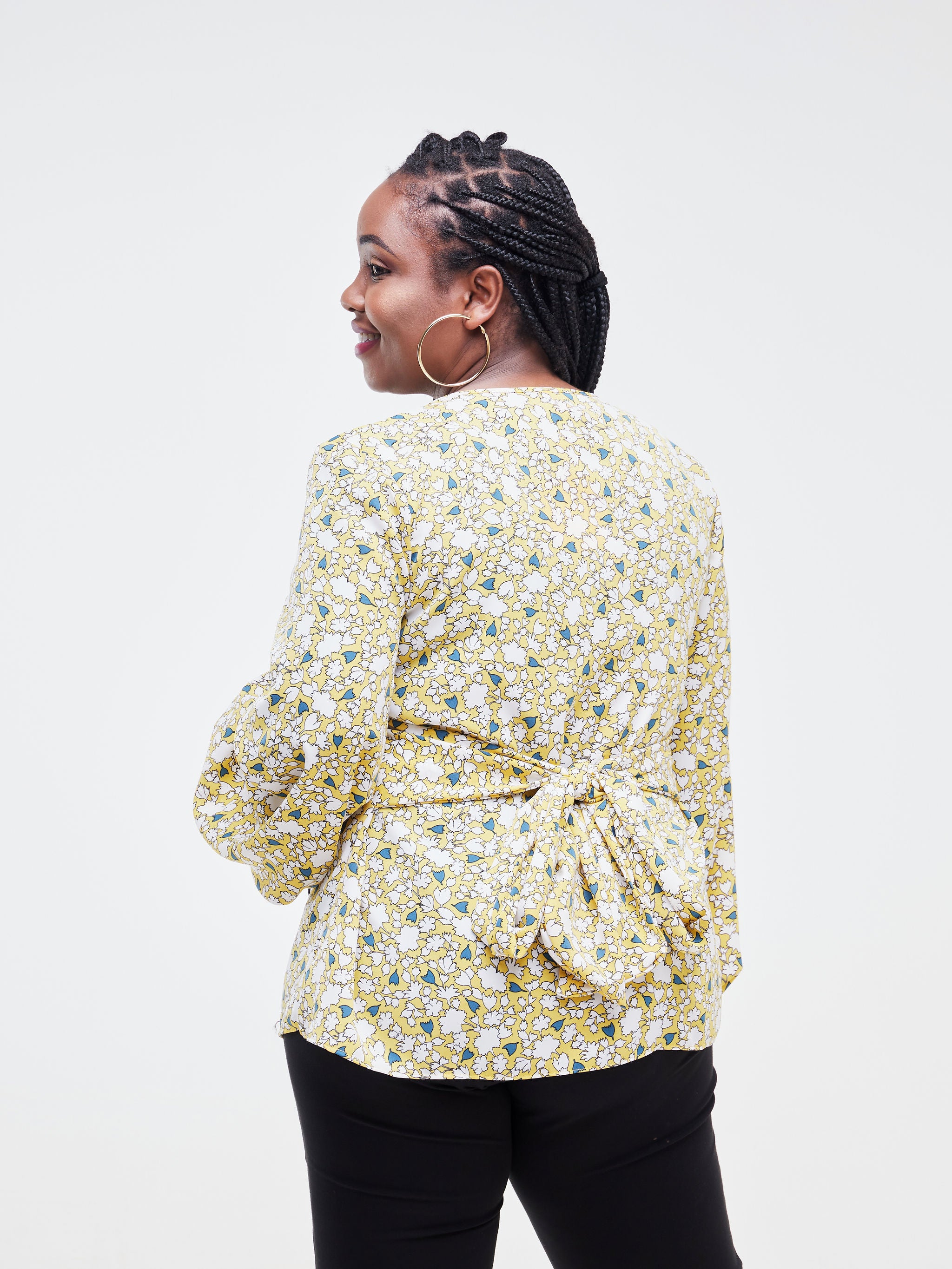 Vivo Dalia Bishop Sleeve Tie Top - Yellow / White Floral Print