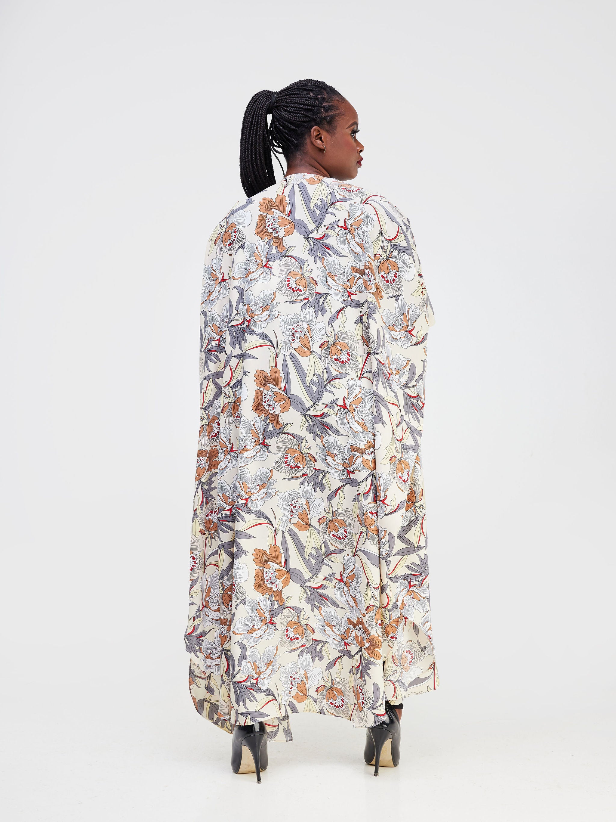 Vivo Malindi Maxi Kimono - Cream / Grey Floral Print