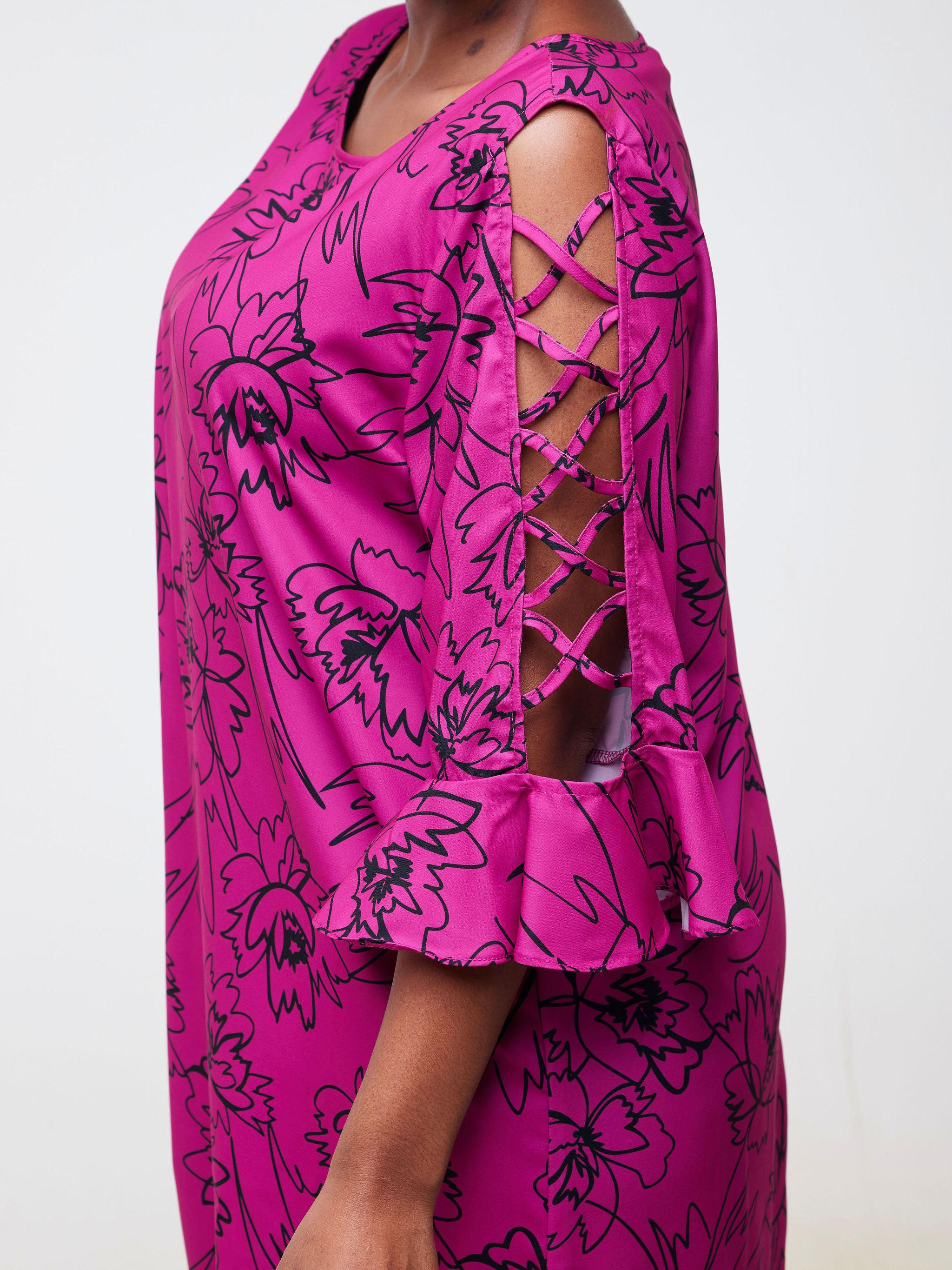 Vivo Dali 3/4 Cut Out Sleeve Shift Dress ( Petite) - Pink / Black Floral Print